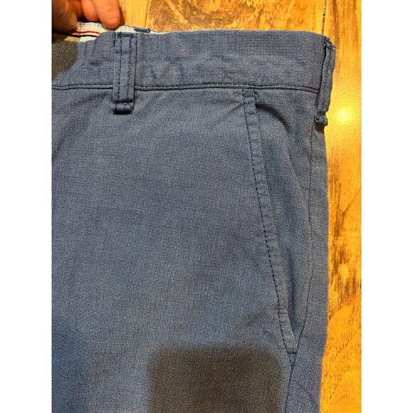 Tommy Hilfiger lot of 2 men’s size 44 custom fit shorts - Picture 13 of 13